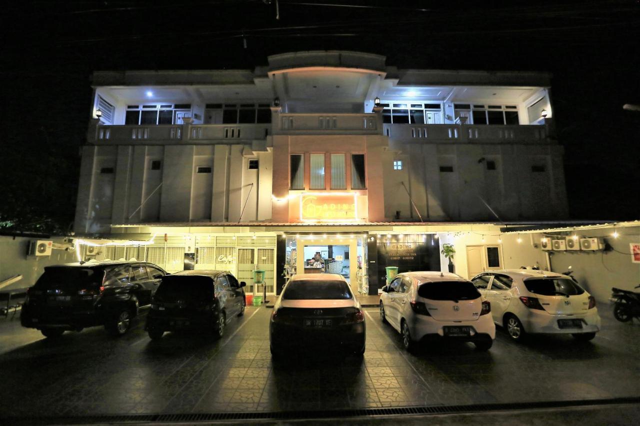 Gading Guest House Матарам Экстерьер фото
