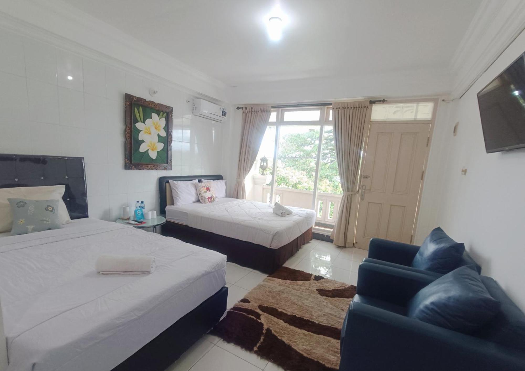 Gading Guest House Матарам Экстерьер фото
