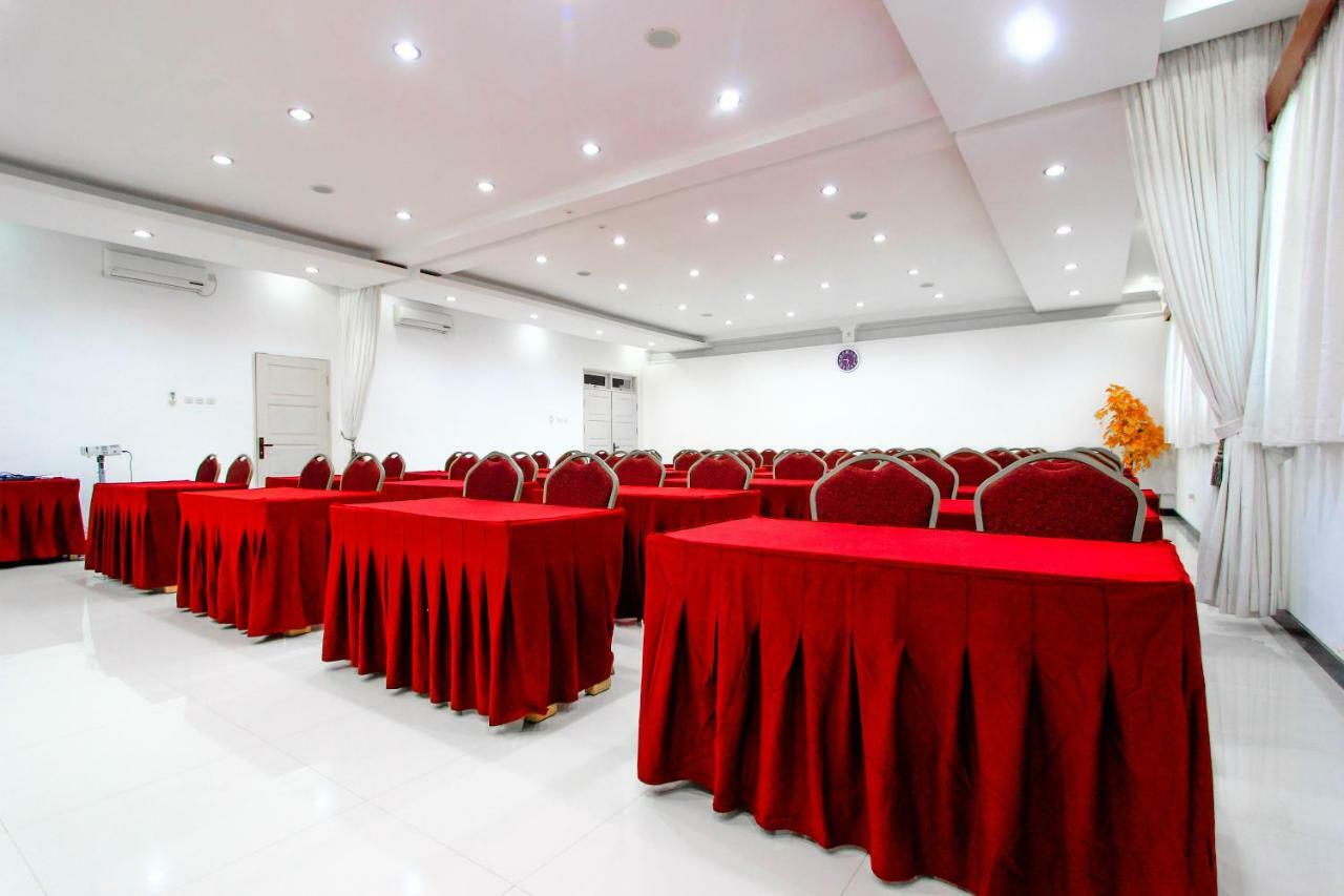 Gading Guest House Матарам Экстерьер фото