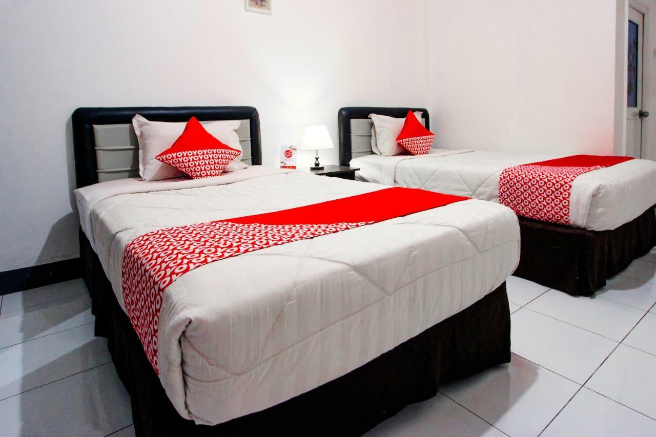 Gading Guest House Матарам Экстерьер фото