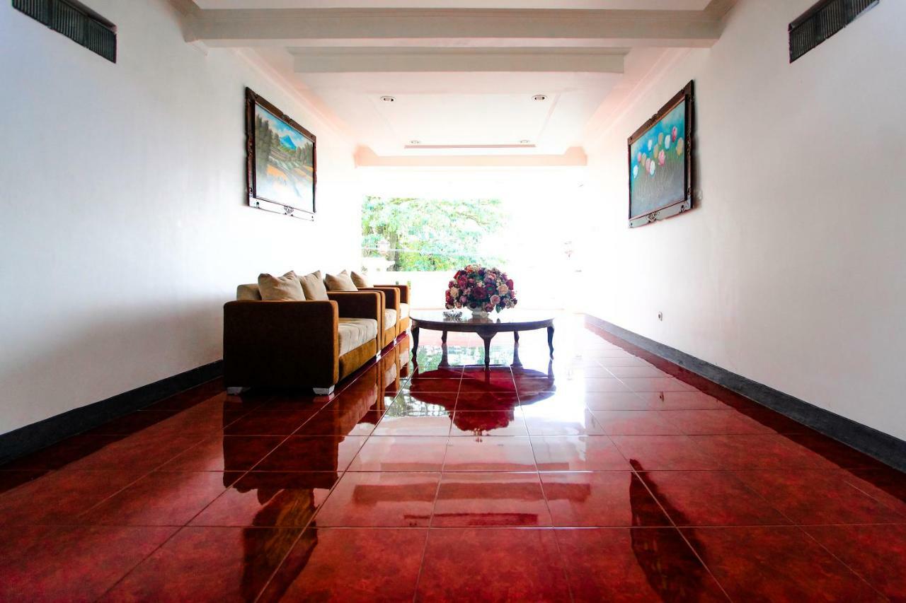 Gading Guest House Матарам Экстерьер фото