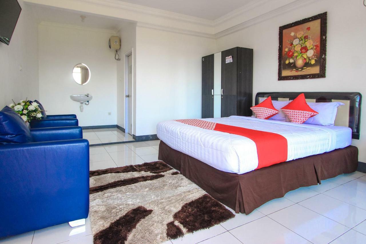 Gading Guest House Матарам Экстерьер фото